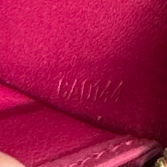 Louis Vuitton Vernis Monogram Zippy Wallet EUC - Picture 10 of 16